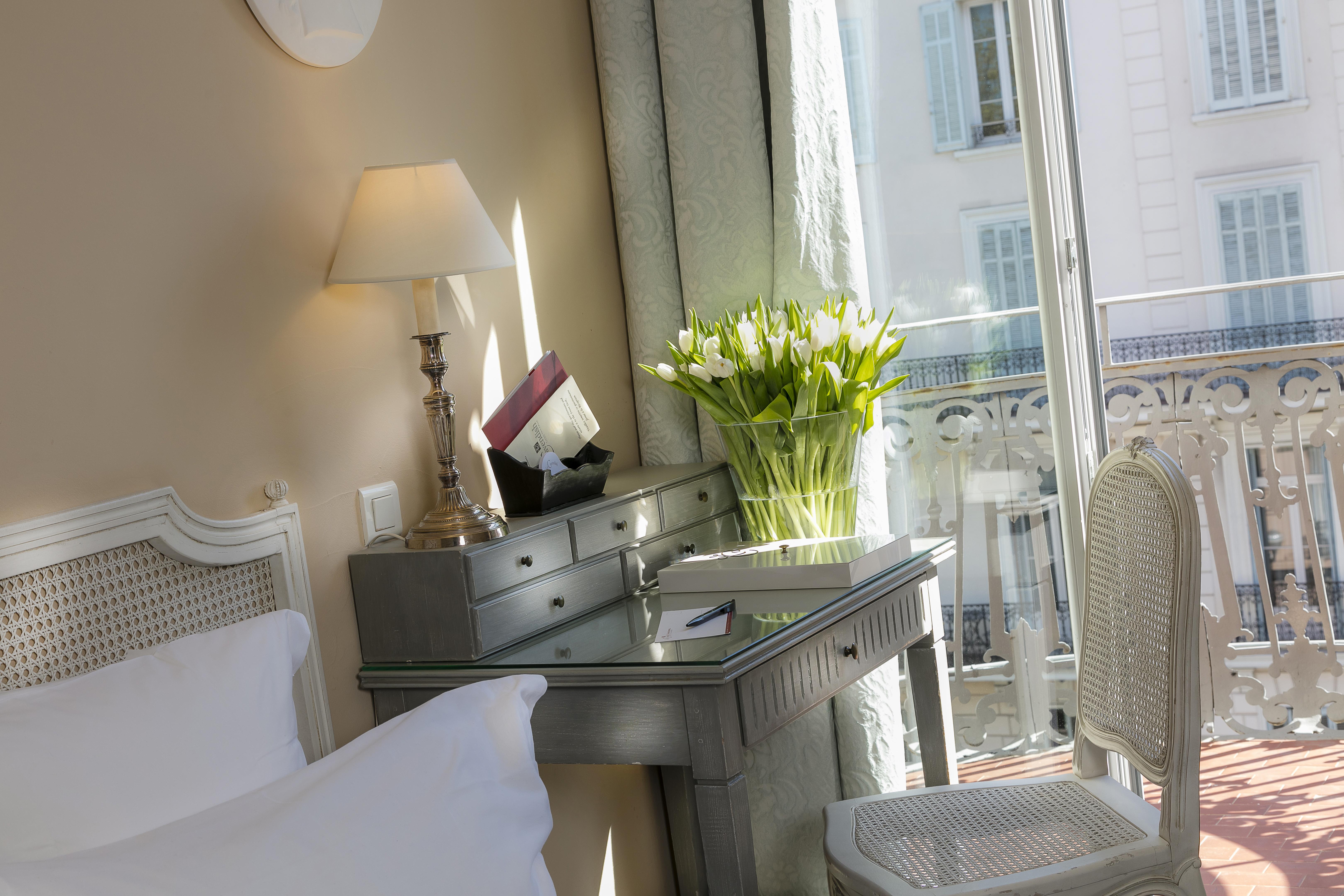 Le Cavendish Hotel Cannes Bagian luar foto