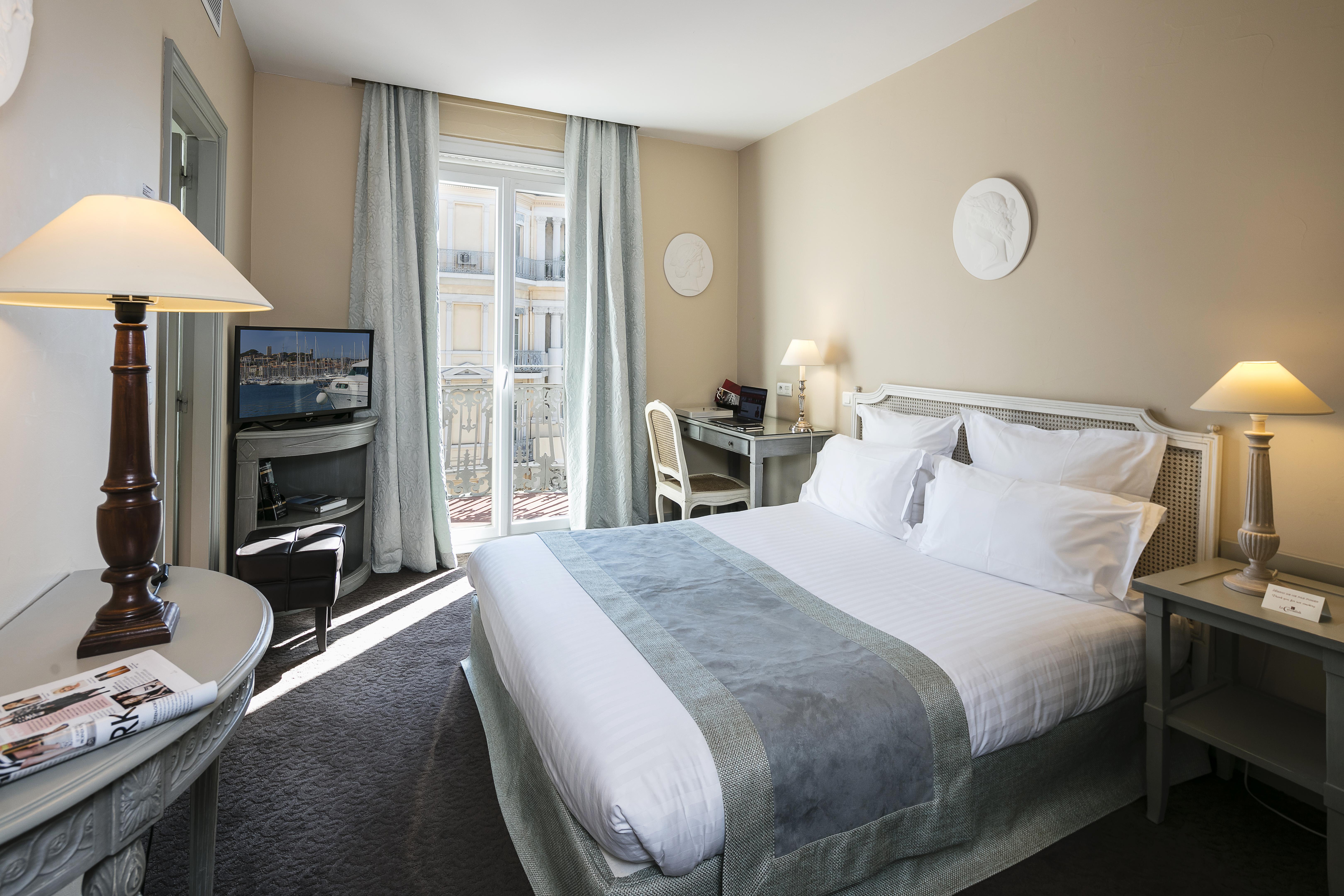 Le Cavendish Hotel Cannes Bagian luar foto