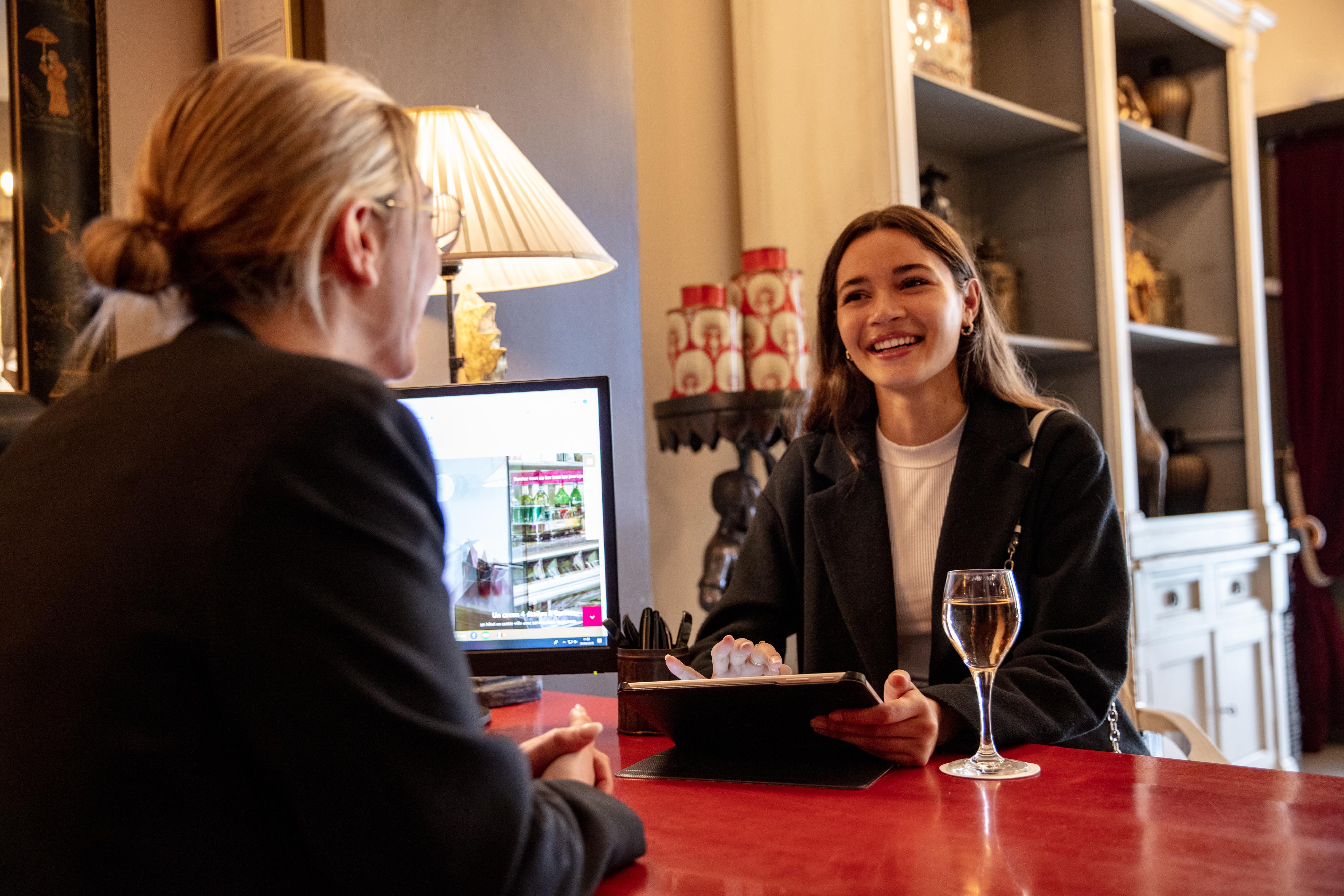 Le Cavendish Hotel Cannes Bagian luar foto