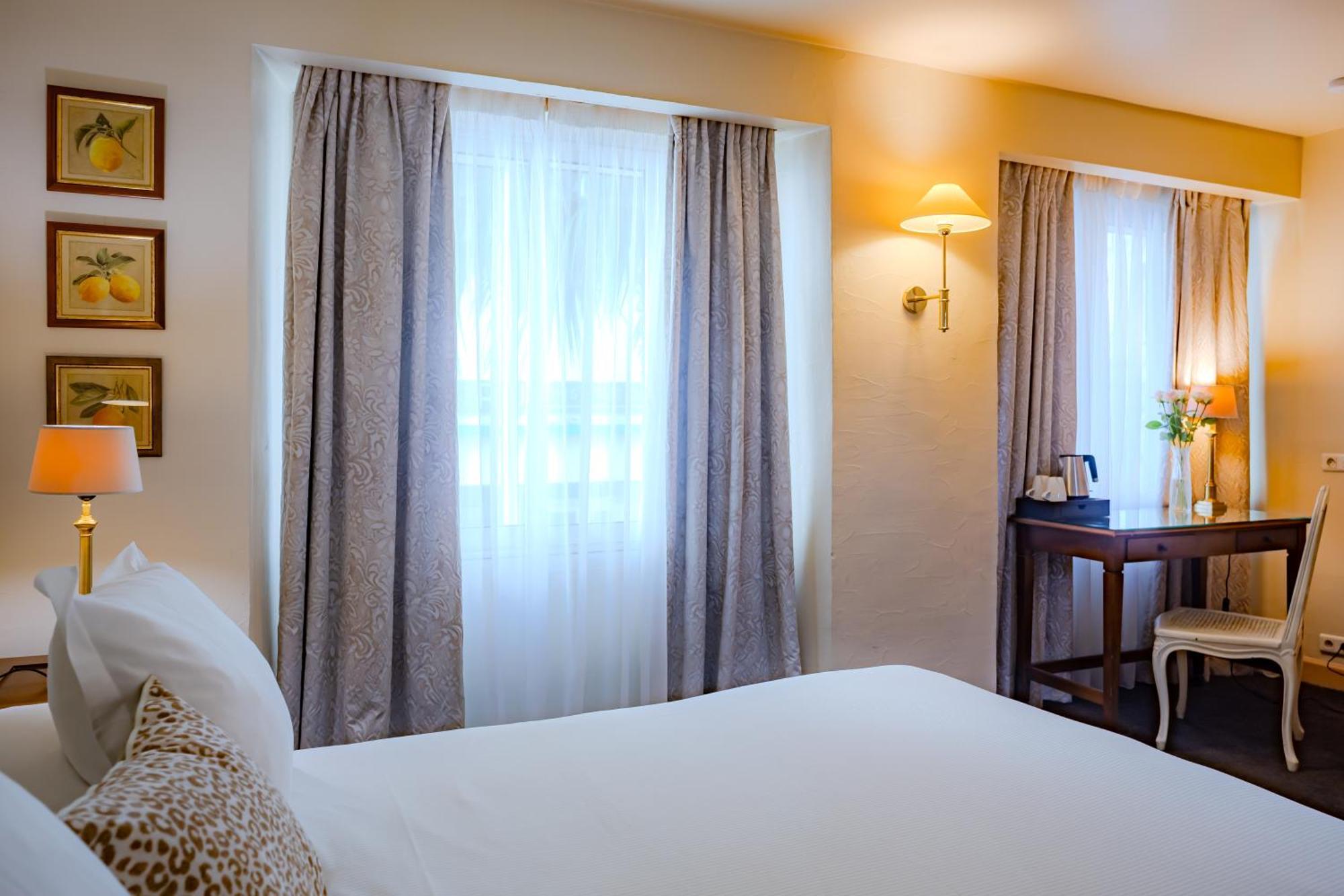 Le Cavendish Hotel Cannes Bagian luar foto