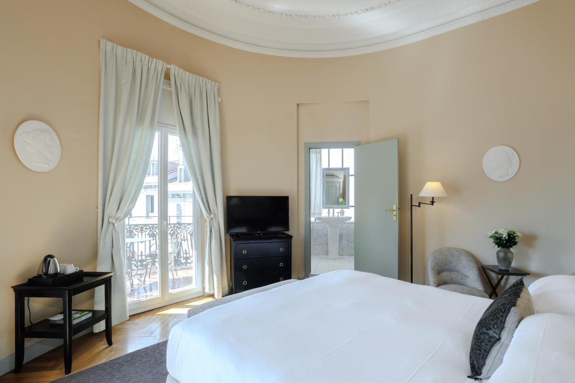 Le Cavendish Hotel Cannes Bagian luar foto