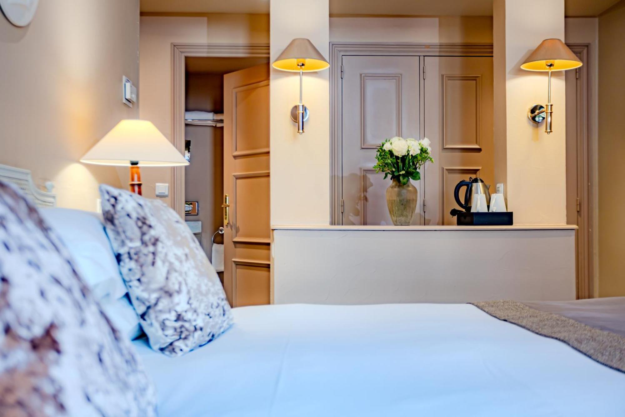 Le Cavendish Hotel Cannes Bagian luar foto