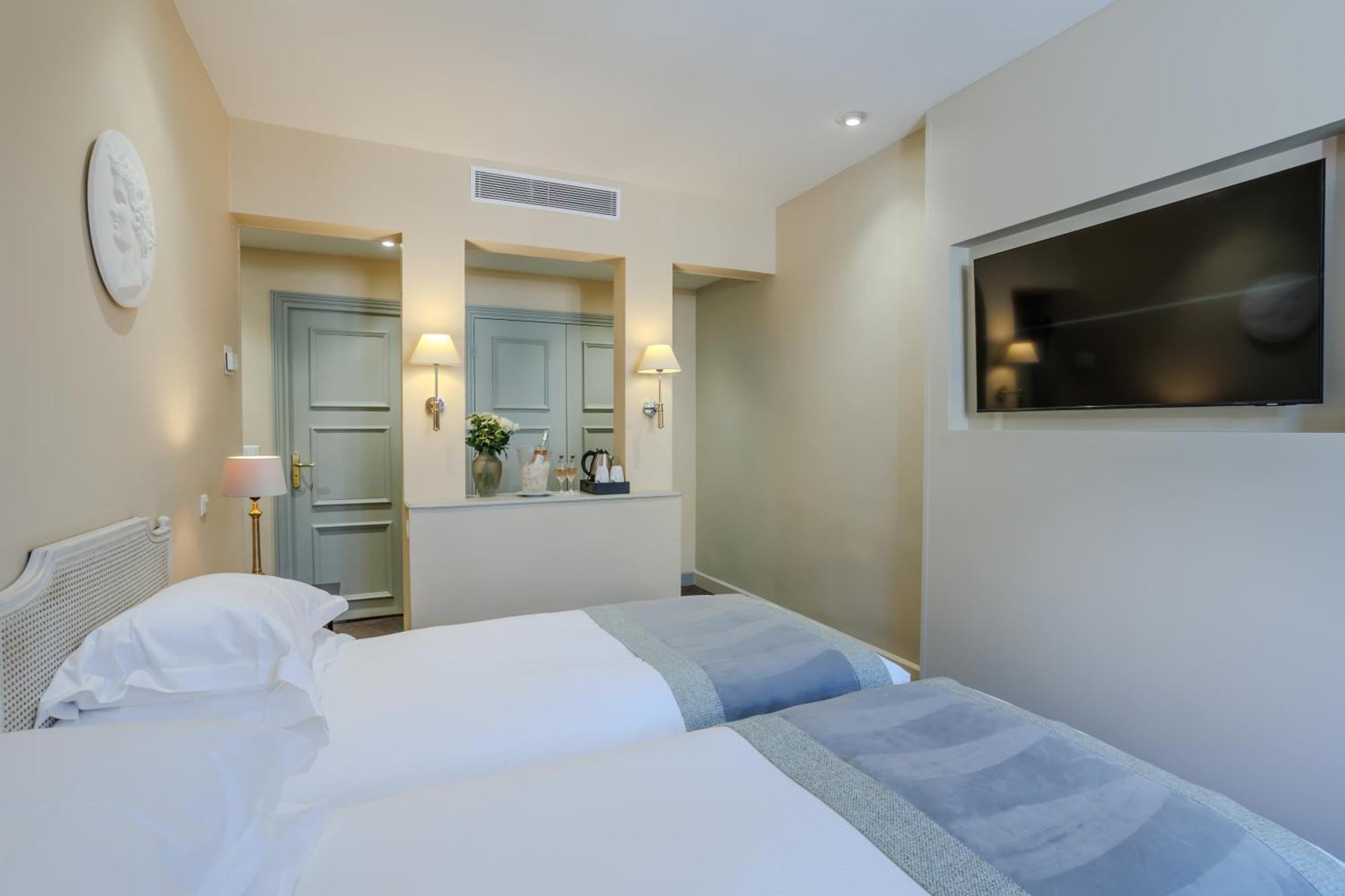 Le Cavendish Hotel Cannes Bagian luar foto
