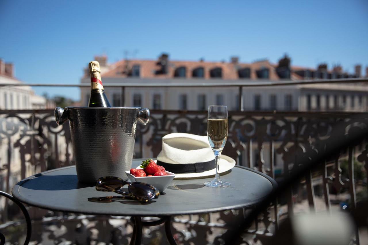 Le Cavendish Hotel Cannes Bagian luar foto